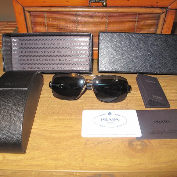PRADA Sunglasses SPR541 Authentic EUC - Picture 1 of 16